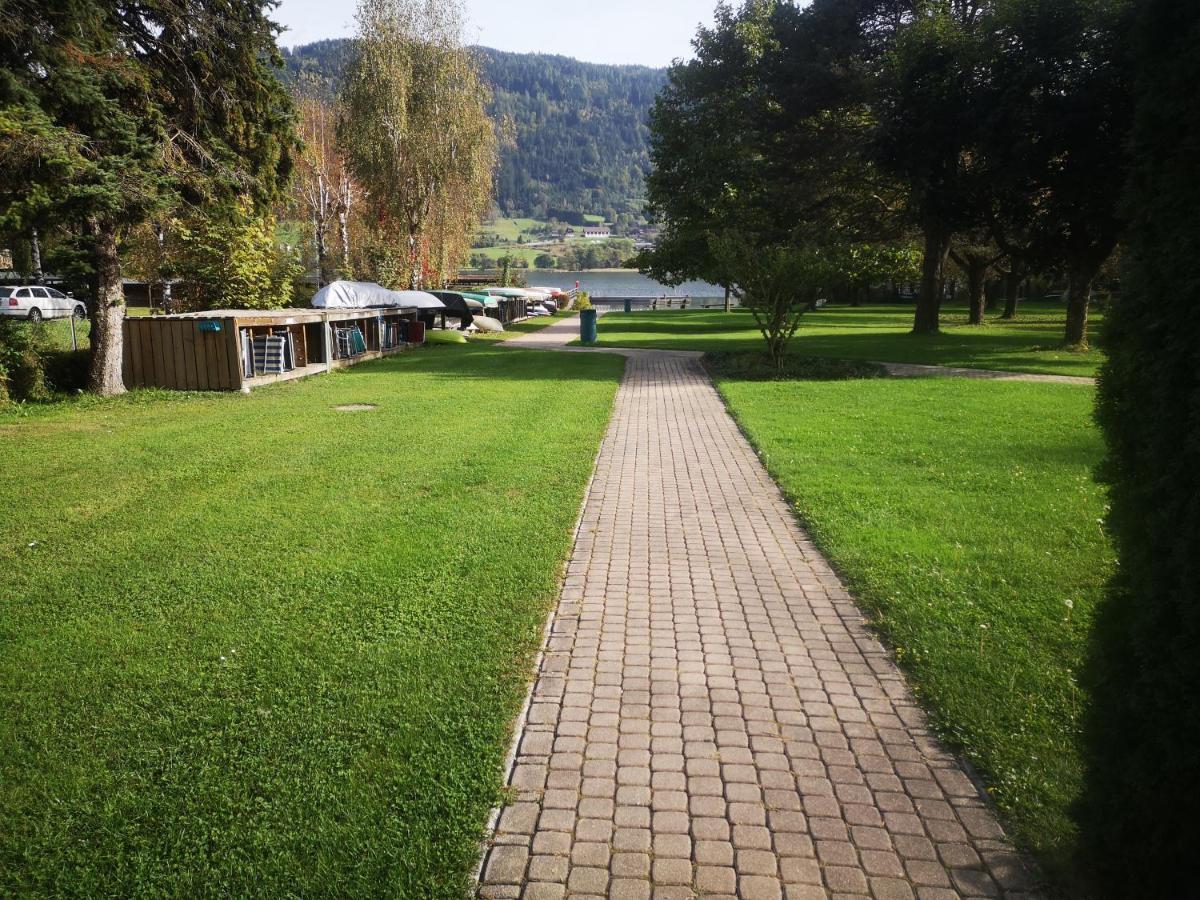 Kaernten Ossiacher See Apartment Zwei Zimmer Ferienwohnung Direkter Seezugang Strand Beheizte Schwimmhalle Bodensdorf Esterno foto